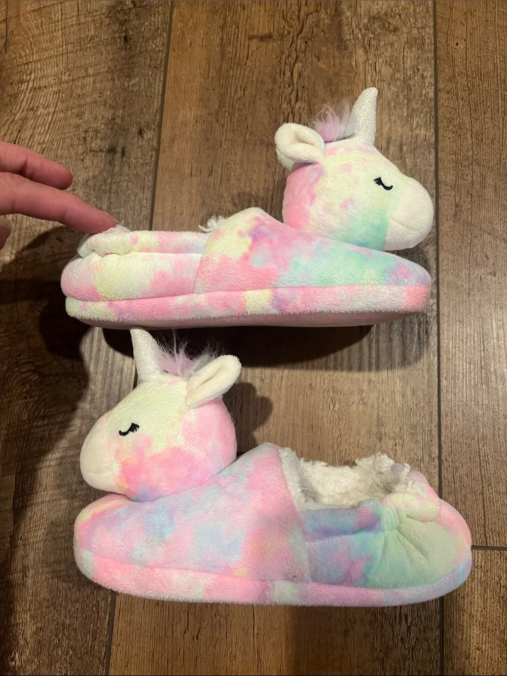 Cat & Jack Toddler Girl Unicorn Slippers, size Large (9/10)